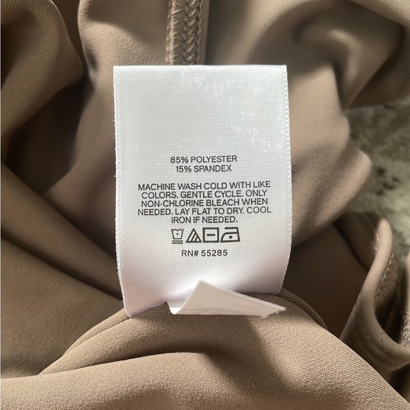 Express tank bodysuit - Picture 3 of 3